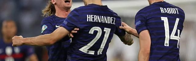 梁宏业：法国队扛起反足球大旗