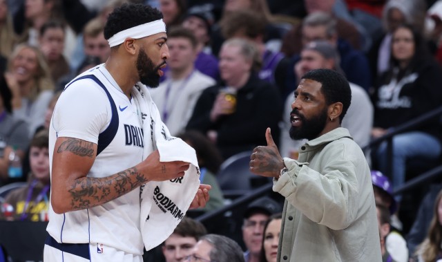 注册送彩金-浓眉走了欧文会是下一个吗？Spears：欧文仍致力于留在独行侠