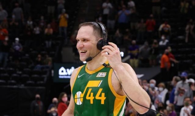 官方网站-单场48分！爵士迎回巅峰博扬 联盟第一不好惹