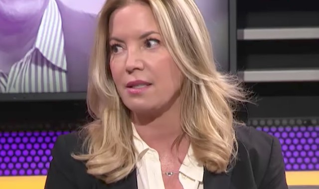 娱乐平台-ESPN证实：湖人易主后 是珍妮亲自解雇了她的所有兄弟姐妹