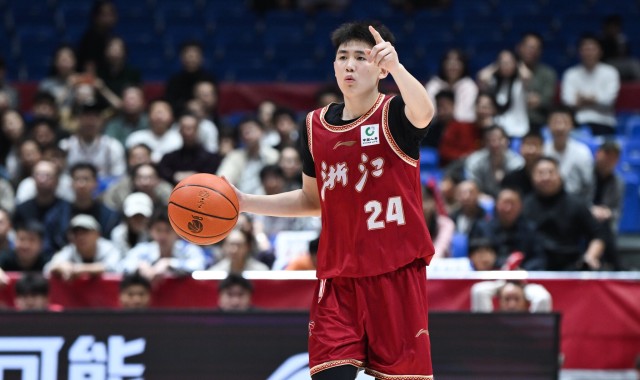 开云体育-媒体人：支持李悦洲“美高不如CBA”言论 像林葳直接打NCAA也可以